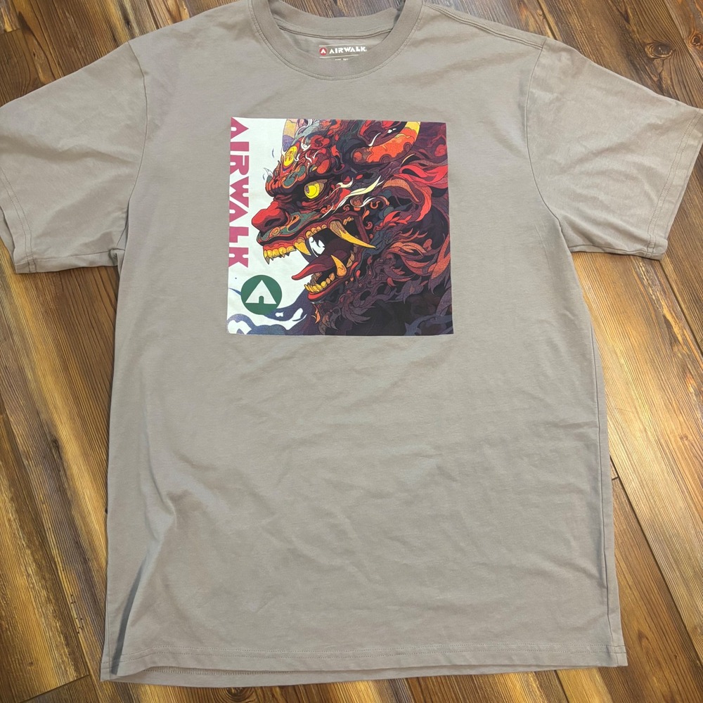 NWOT Airwalk Mens Graphic T-Shirt Sz XL Tan Dragon Oni Skate Streetwear‎